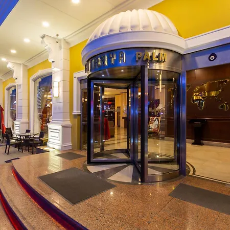 Hotel Latanya Palm & Airport